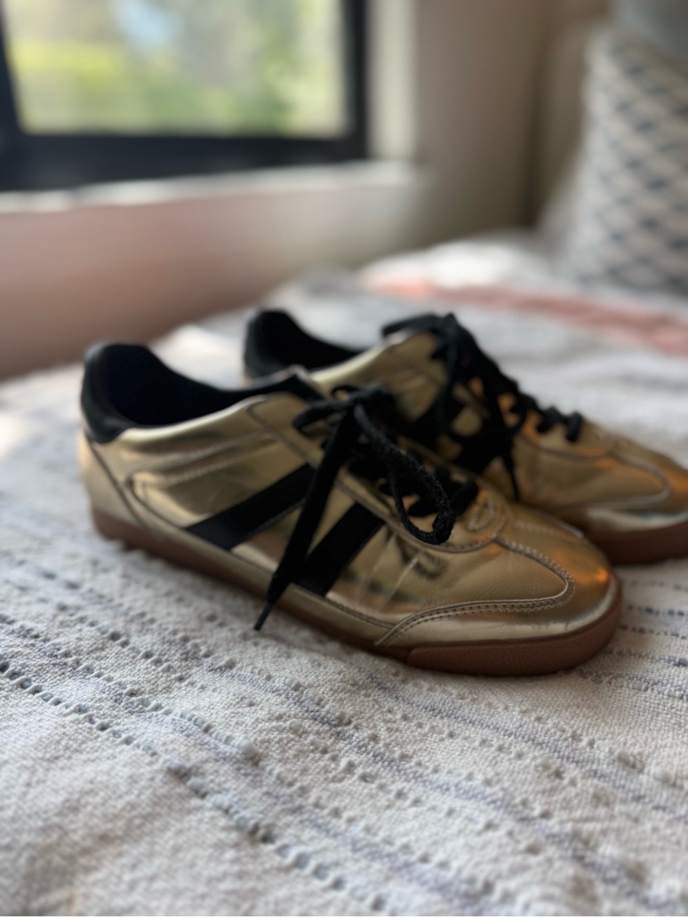 Steve Madden Nirvanna Metallic Gold Sneakers with Black Stripes 8.5